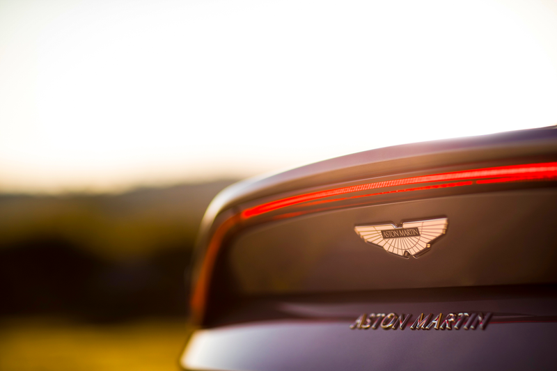 Illustration for article titled The 2019 Aston Martin Vantage Doesn't Settle For Anything